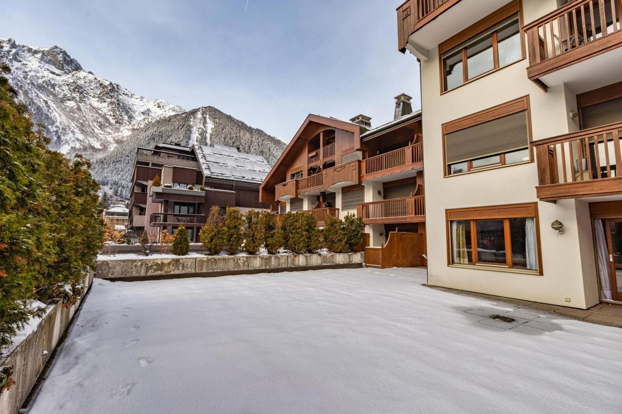 Duplex Aiguille Du Midi Large Terrasse - Happy Rentals Шамоні Екстер'єр фото